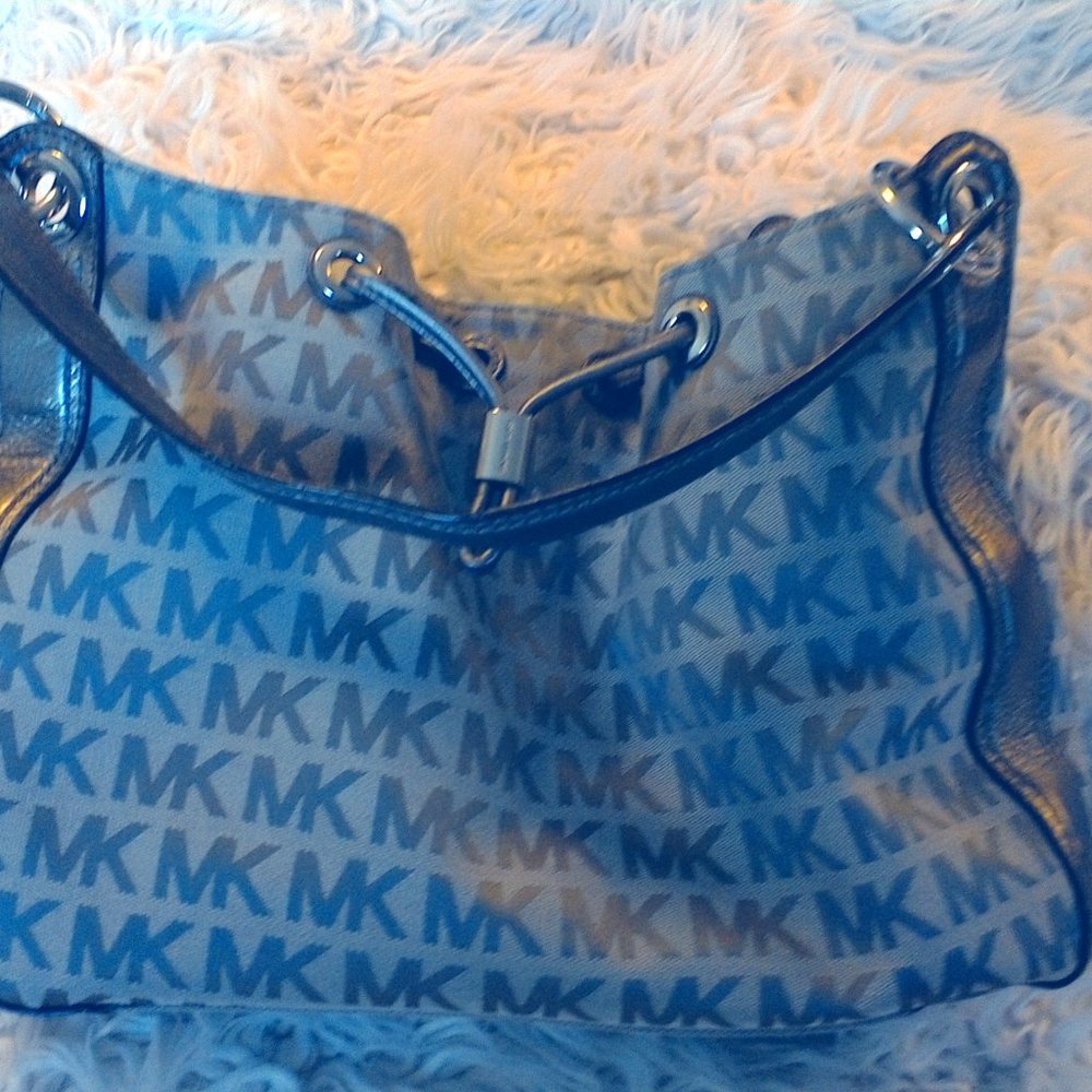 Micheal Kor purse
